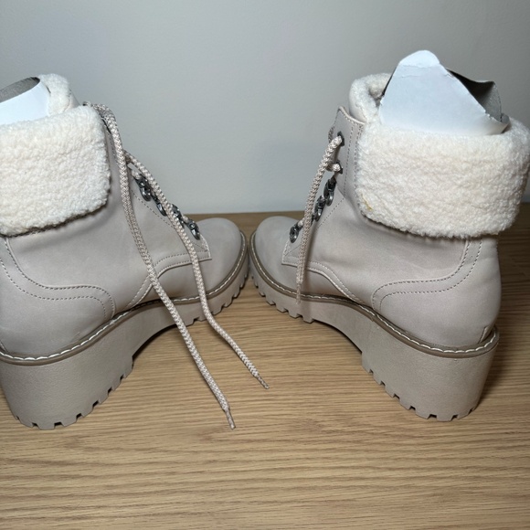 DV By Dolce Vita Tie Up Cream Fur Boots - Picture 12 of 12